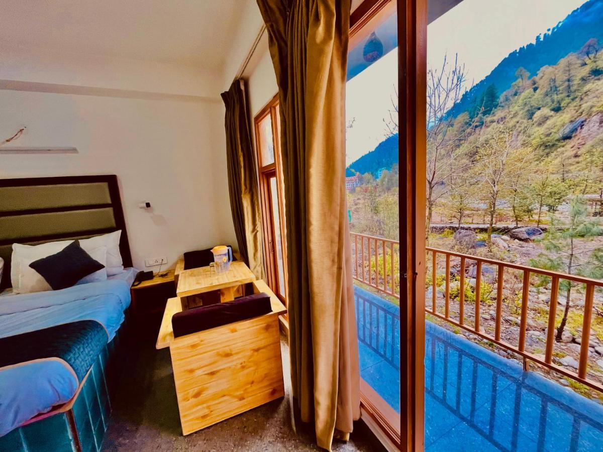 Hotel Beas River Retreat - A Riverside Hotel With Balcony Manāli Zewnętrze zdjęcie