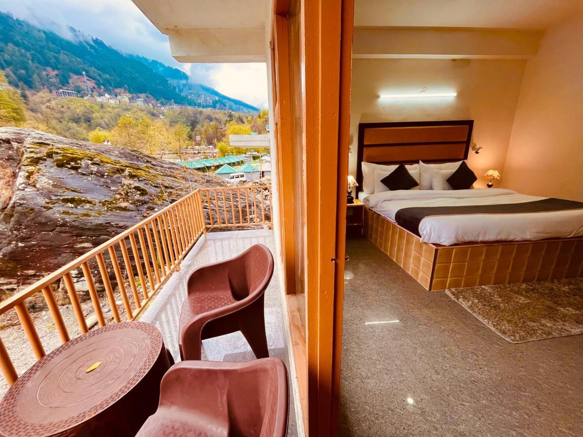 Hotel Beas River Retreat - A Riverside Hotel With Balcony Manāli Zewnętrze zdjęcie